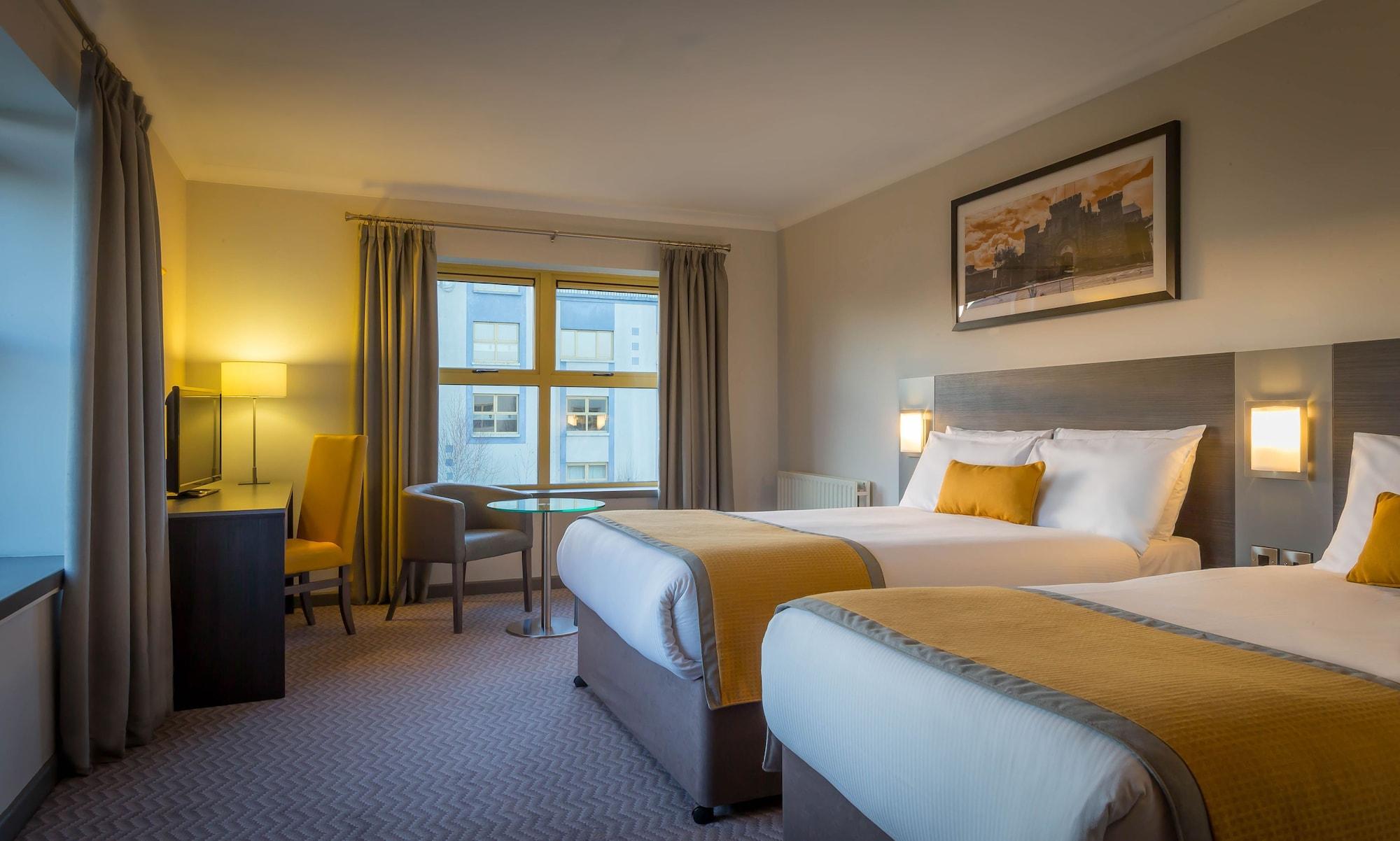 Maldron Hotel Derry מראה חיצוני תמונה